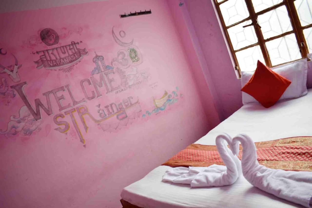 Family Guest House Varanasi Eksteriør billede