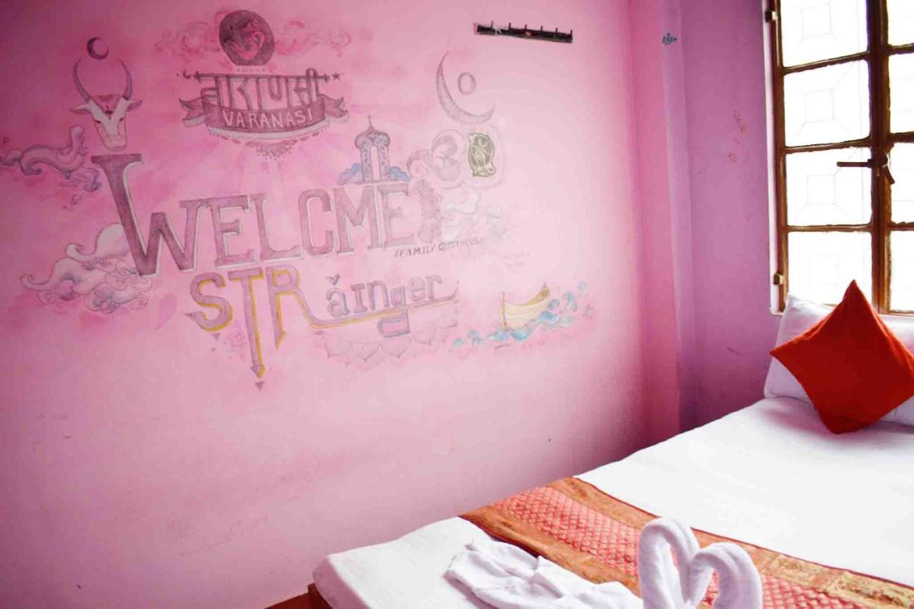 Family Guest House Varanasi Eksteriør billede