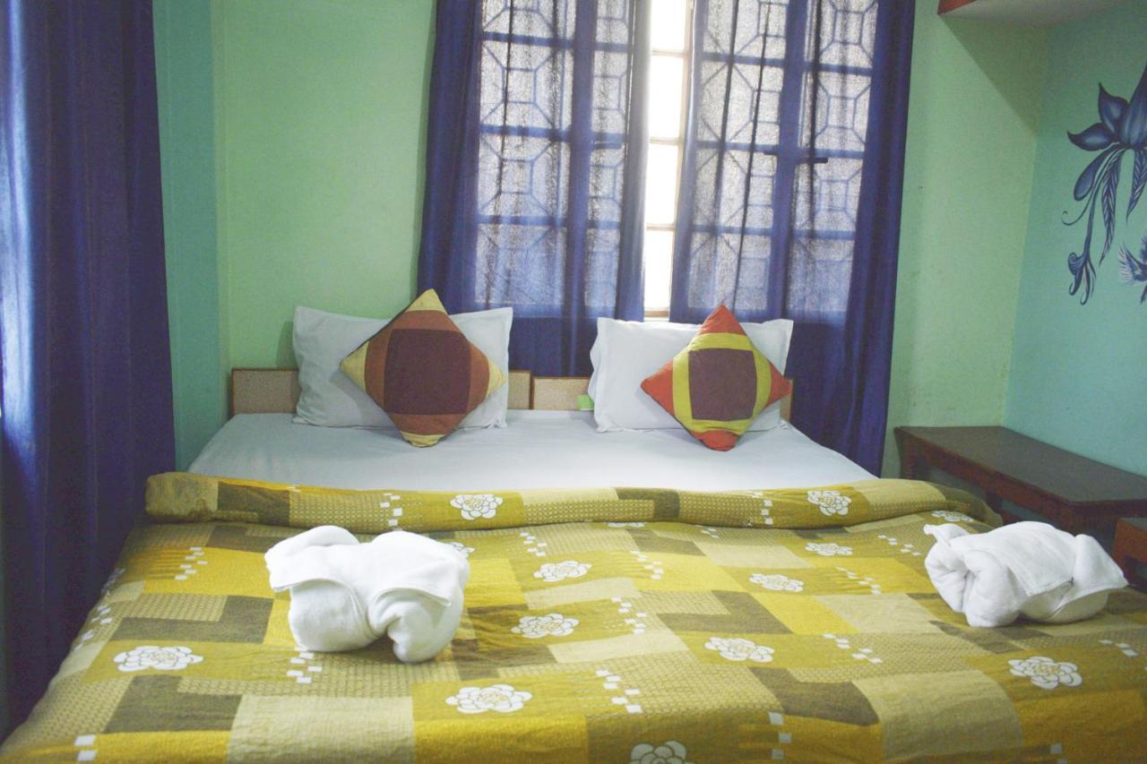 Family Guest House Varanasi Eksteriør billede